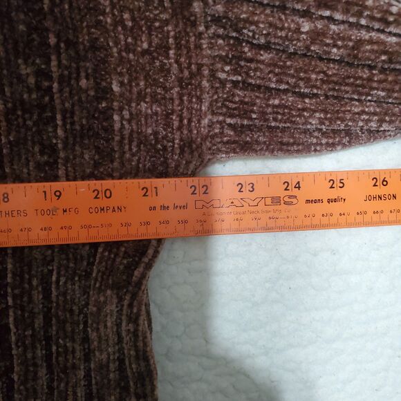 Brown~Velour~Ribbed~Long Sleeved~Half Zipper~Short~Sweater~Pink Rose~Size Medium - Picture 9 of 12